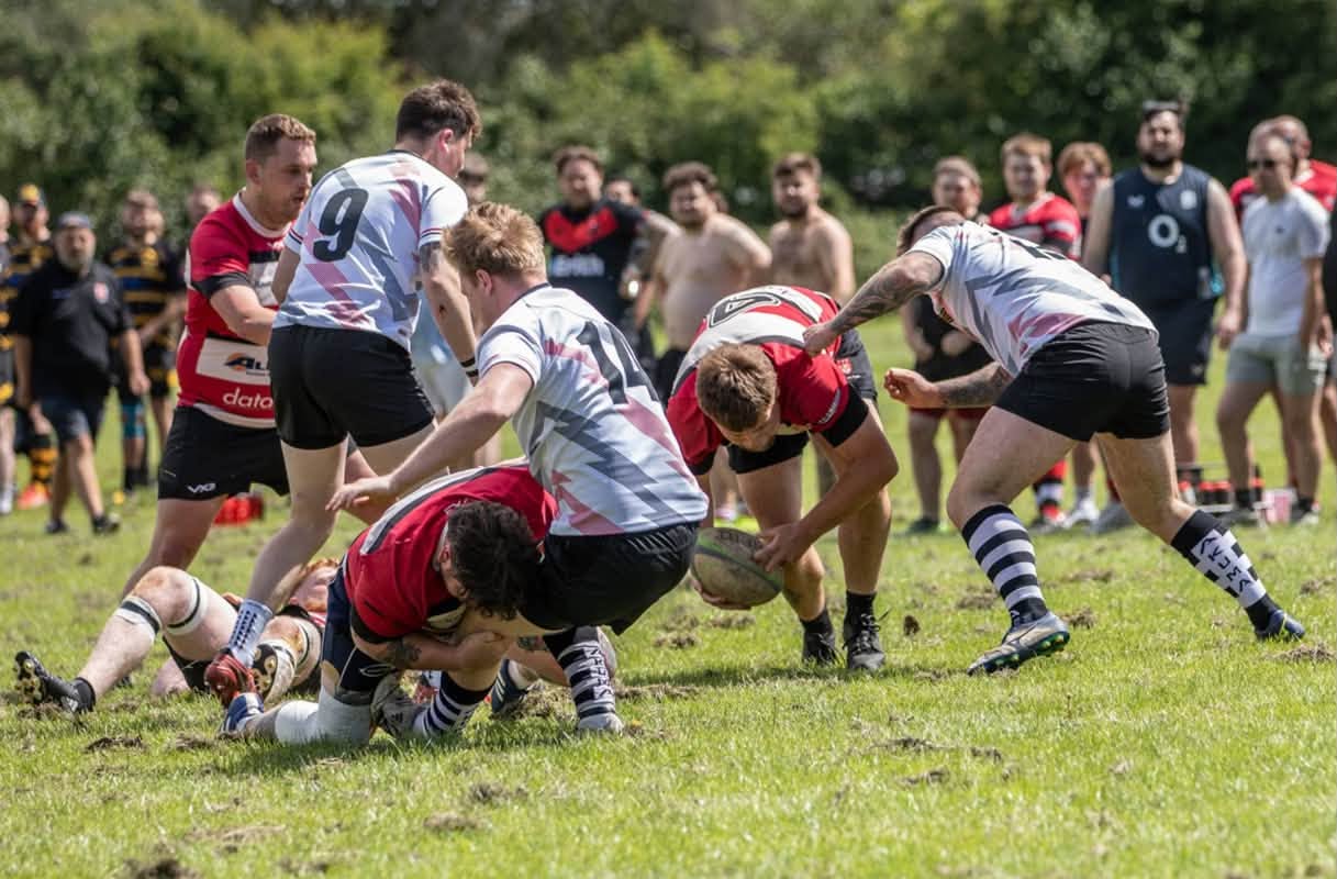 Early pre-season hamstring strains: what can teams learn?