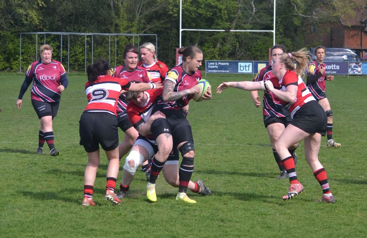 Why are ACL injuries more common in women’s rugby?